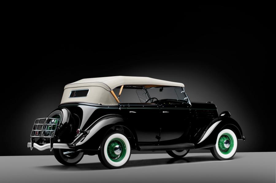  Ford DeLuxe Phaeton 1935 года  (фото 14 из 33)